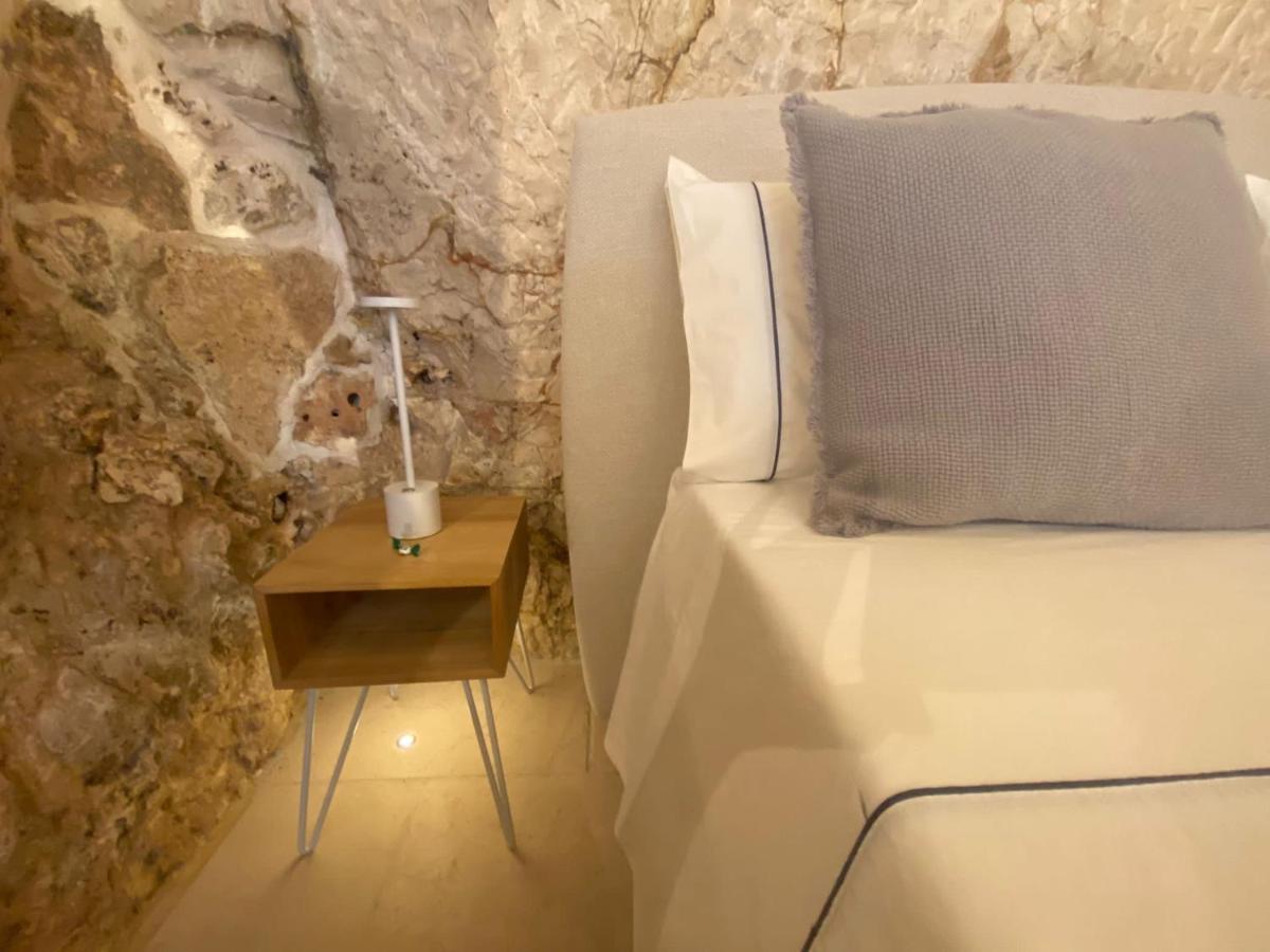 Bed and Breakfast Ca Sotto L'Arco Остуні Екстер'єр фото