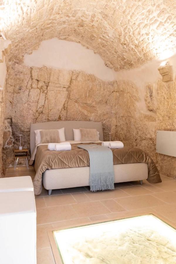 Bed and Breakfast Ca Sotto L'Arco Остуні Екстер'єр фото